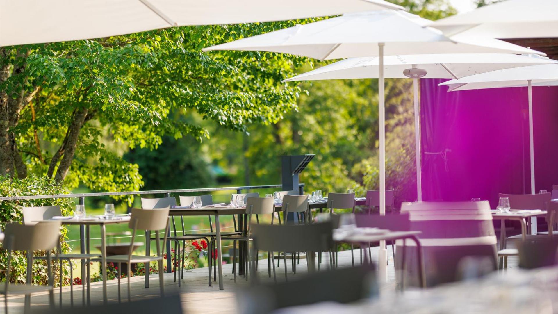 Logis Hotel Golf Le Domaine Du Val De Sorne Vernantois Ngoại thất bức ảnh