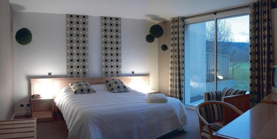 Logis Hotel Golf Le Domaine Du Val De Sorne Vernantois Ngoại thất bức ảnh