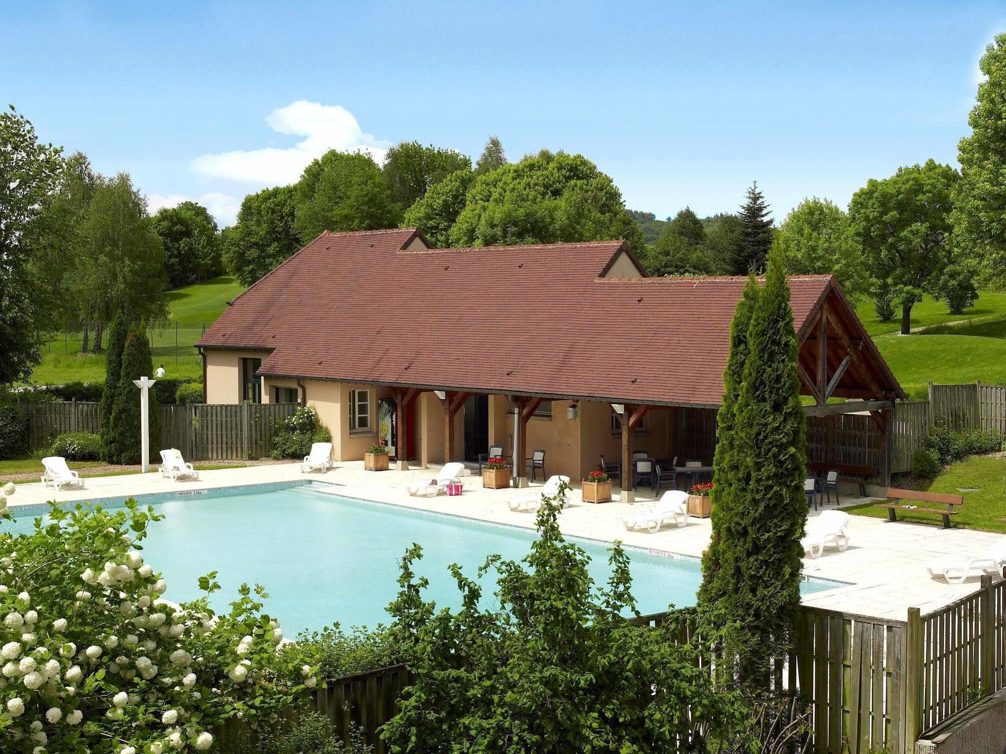 Logis Hotel Golf Le Domaine Du Val De Sorne Vernantois Ngoại thất bức ảnh